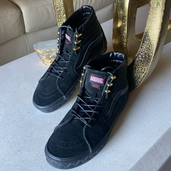 VANS MARVEL SUEDE BLACK PANTHER Edition BLACK Sneakers Size 8 Men 9.5 Wo… - Picture 9 of 17